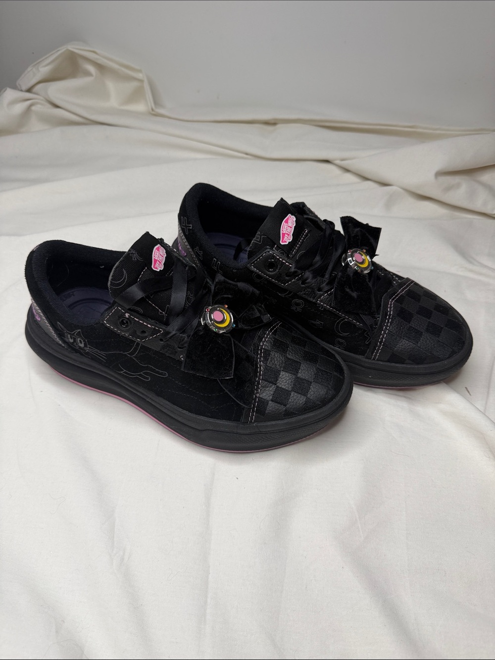 Vans Pretty Guardian Sailor Moon Old Skool Overt CC Sneakers Women’s 8.5